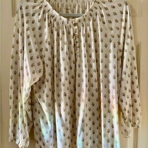 L.L. Bean Women's Cream Top with Leaf Print 2x